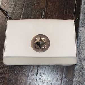 Kate Spade tan cross body tan purse!